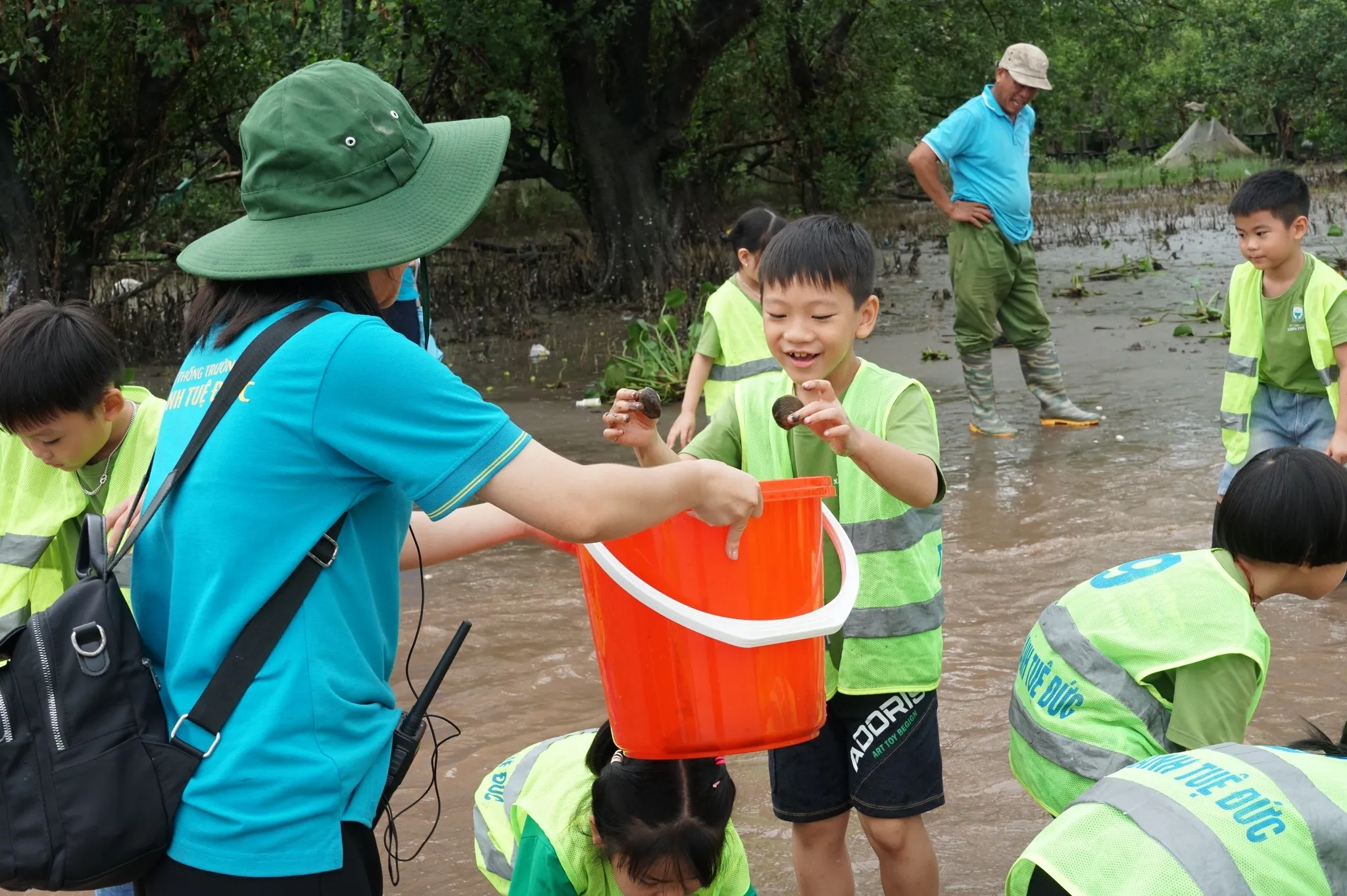 Hoạt động hè 5