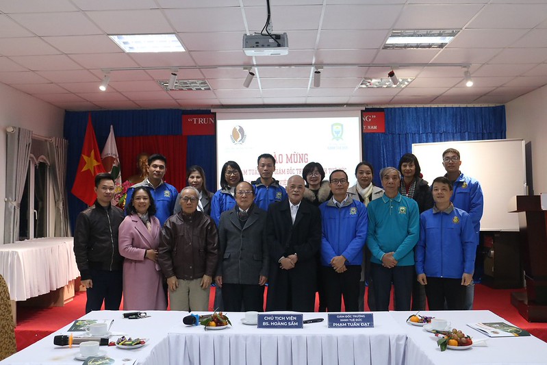 Thầy cô Trường Xanh Tuệ Đức thăm An toàn khu Định hóa Thái Nguyên và Viện Y học bản địa Việt Nam