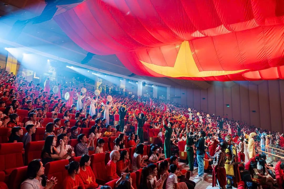 🇻🇳 KHI LỊCH SỬ KHÔNG CHỈ ĐƯỢC HỌC – MÀ ĐƯỢC SỐNG CÙNG
