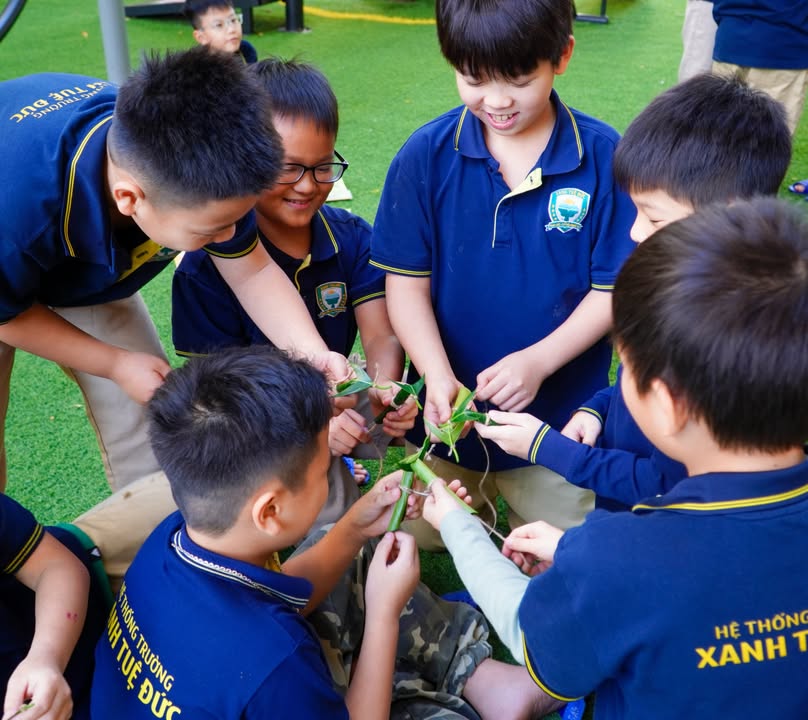 💚 TIẾT HỌC VĂN SÁNG TẠO VỚI TRẢI NGHIỆM LÀM NGHÉ Ọ BẰNG LÁ 💚