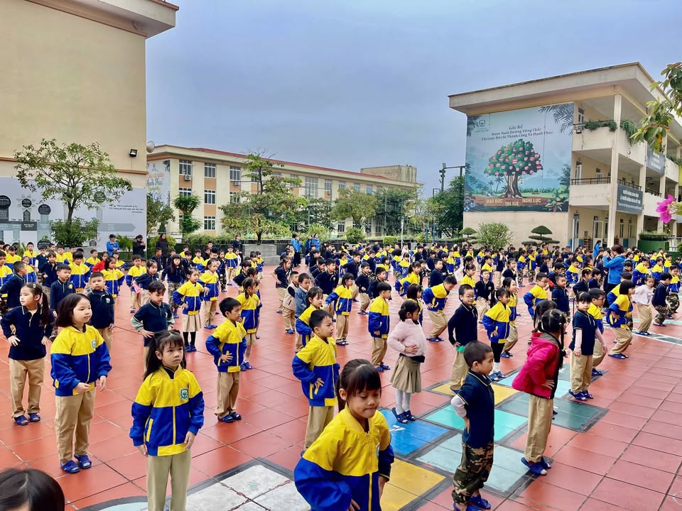 🌞Tiết trời hôm nay thật trong veo và mát dịu sau những ngày mưa