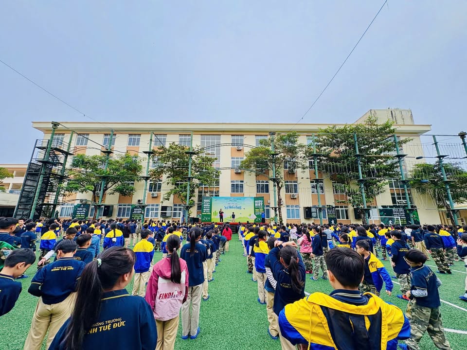 🌞Tiết trời hôm nay thật trong veo và mát dịu sau những ngày mưa