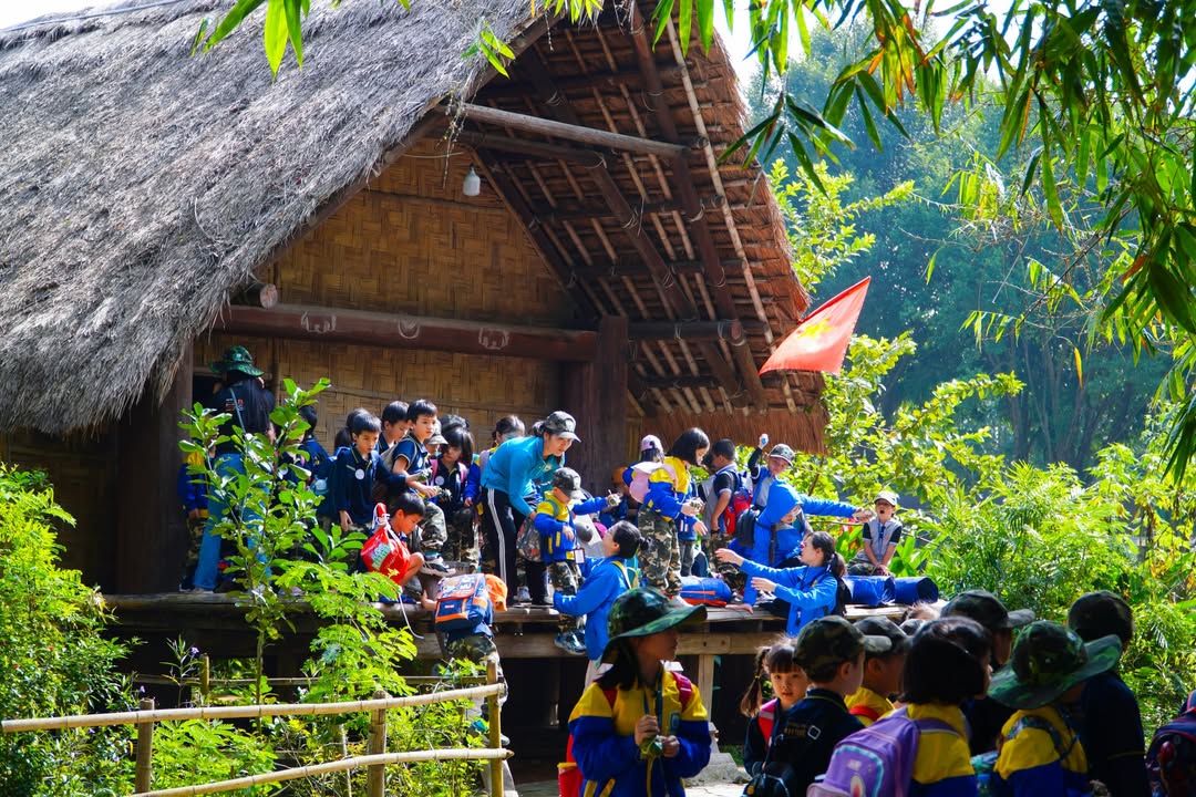 🏡 🏡HỌC SINH XANH TUỆ ĐỨC HỌC TẬP NGOẠI KHÓA TẠI LÀNG VĂN HÓA CÁC DÂN TỘC VIỆT NAM