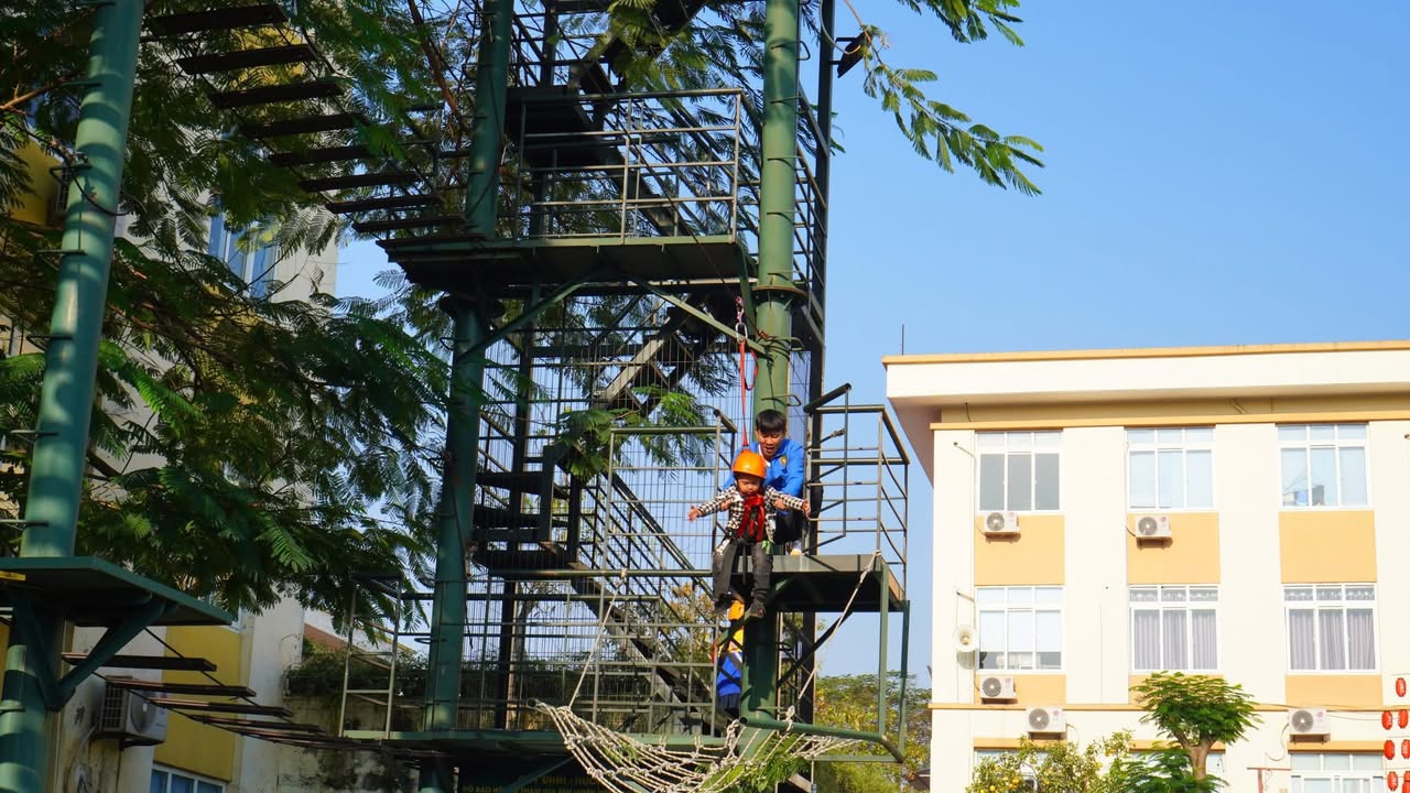 🌻🌻TRẢI NGHIỆM MỘT NGÀY LÀM HỌC SINH HỆ MỸ: HỘI THẢO SONG BẰNG VIỆT MỸ – MỞ RA CÁNH CỬA HỘI NHẬP TOÀN CẦU