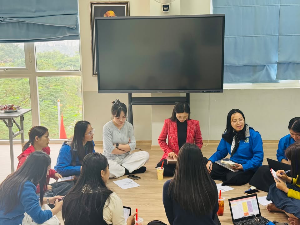 💚 THẦY CÔ TRƯỜNG XANH TUỆ ĐỨC – LIÊN TỤC ĐỔI MỚI ĐỂ MỖI GIỜ HỌC ĐỀU CÓ Ý NGHĨA 💚