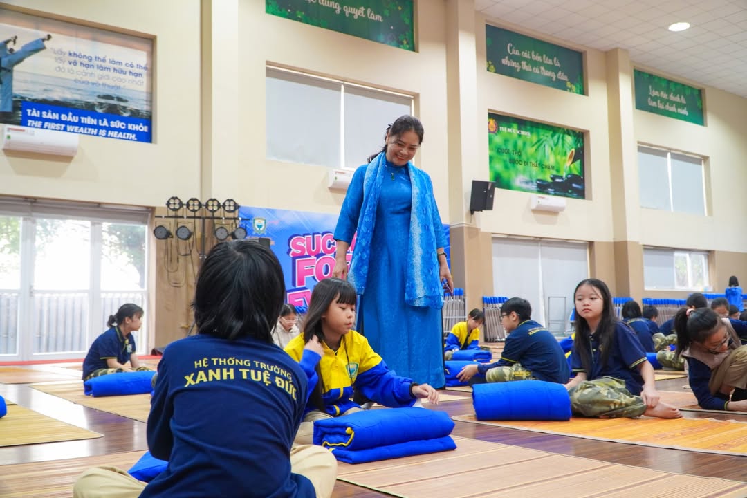 🇻🇳 HỌC SINH TRƯỜNG XANH PHÁT HUY TRUYỀN THỐNG UỐNG NƯỚC NHỚ NGUỒN - CHÀO MỪNG NGÀY THÀNH LẬP QUÂN ĐỘI NHÂN DÂN VIỆT NAM 22/12 🇻🇳