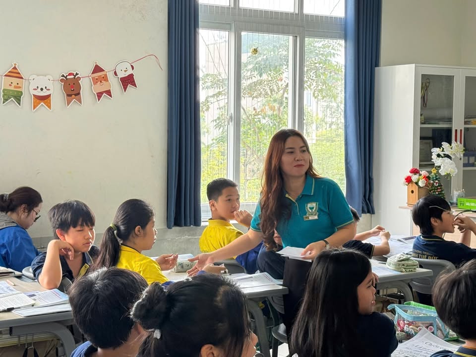 🎯 KHI HỌC SINH HỌC ĐỊA LÝ BẰNG CẢ TƯ DUY VÀ TRÁI TIM ❤