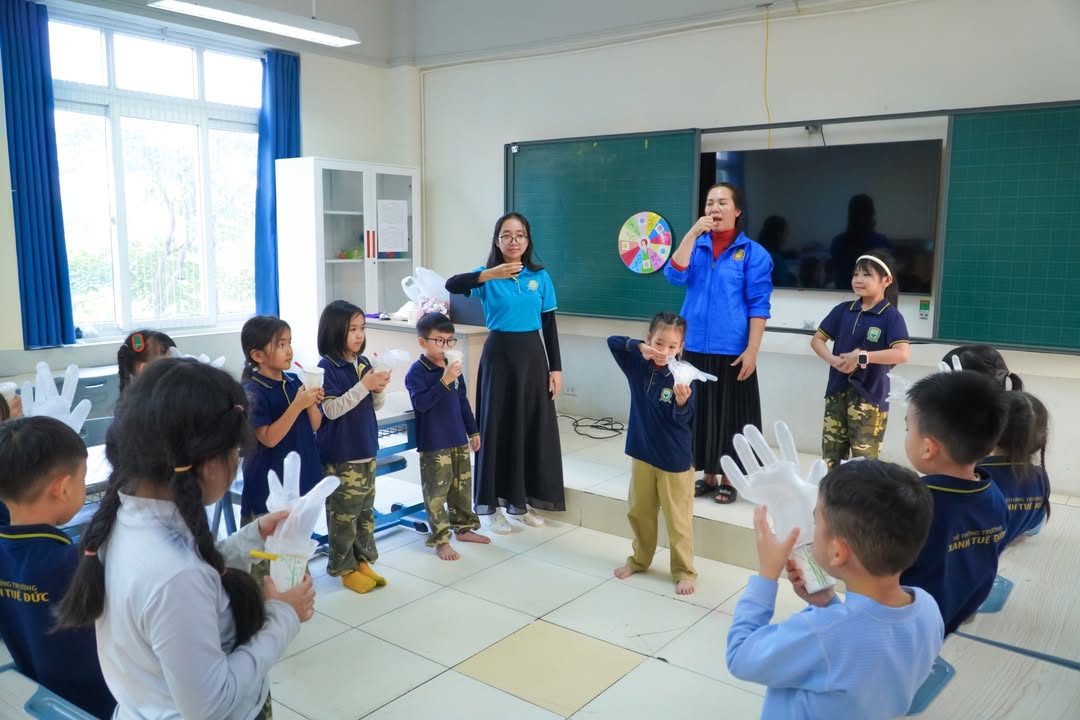 🛡️✨LÁ CHẮN MỀM CẢM XÚC – HÀNH TRANG BÌNH AN CHO TRẺ TỪ BẬC TIỂU HỌC