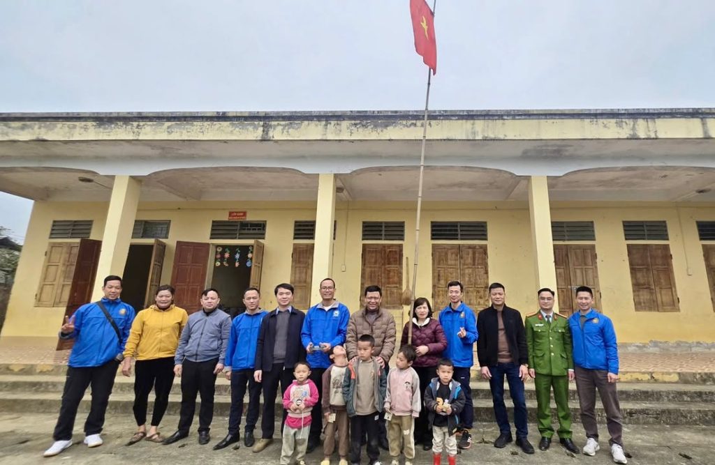 🌄 🌄 DỰ ÁN 10K XÂY TRƯỜNG: TRÊN NHỮNG NẺO ĐÈO HÀ GIANG, MỘT NGÔI TRƯỜNG HẠNH PHÚC ĐANG CHỜ ĐƯỢC XÂY LÊN