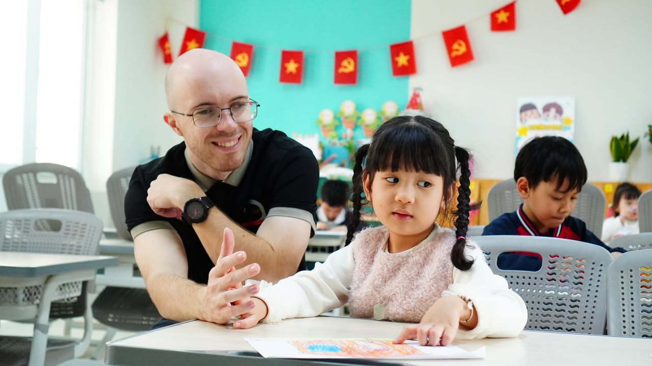 🌟 TRẢI NGHIỆM MỘT NGÀY LÀM HỌC SINH LỚP 1