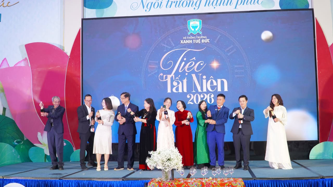 🌸🌸NGÀY ĐOÀN VIÊN HẠNH PHÚC BÊN GIA ĐÌNH XANH TUỆ ĐỨC