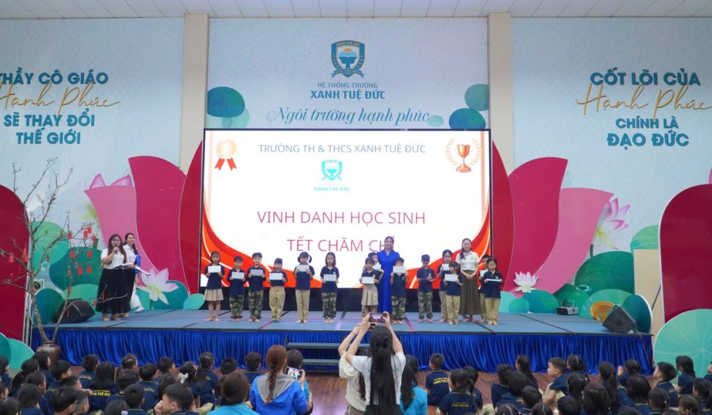 🌺 🌺 TIẾT CHÀO CỜ ĐẦU NĂM - ĐỘNG VIÊN HỌC SINH KHỞI ĐỘNG NĂM MỚI TỐT ĐẸP!