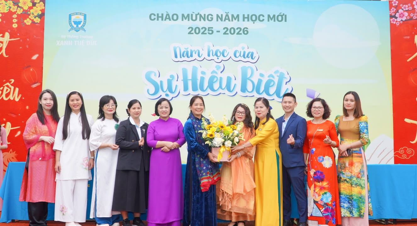 🌸 SÁNG THÁNG 3 RỰC RỠ TẠI XANH TUỆ ĐỨC: LỜI TRI ÂN GỬI TRỌN TRONG TỪNG ĐÓA HOA 🌸