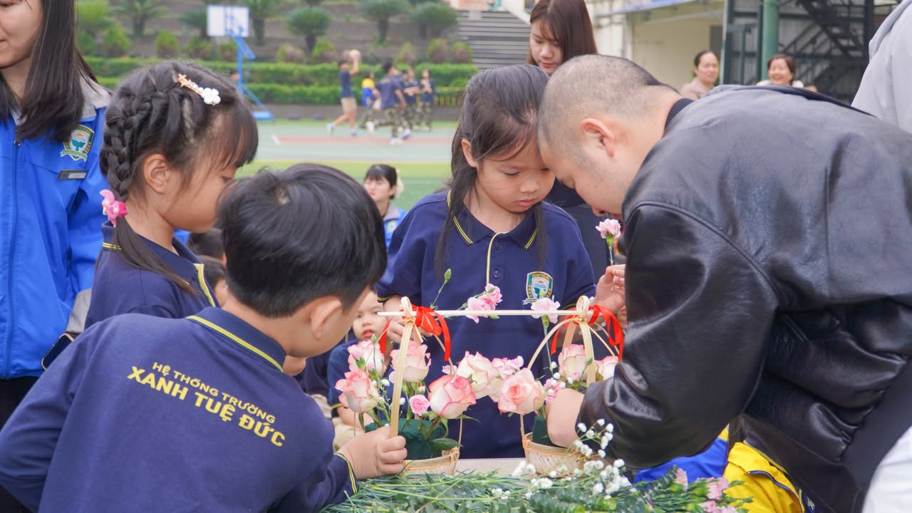 🌸 SÁNG THÁNG 3 RỰC RỠ TẠI XANH TUỆ ĐỨC: LỜI TRI ÂN GỬI TRỌN TRONG TỪNG ĐÓA HOA 🌸