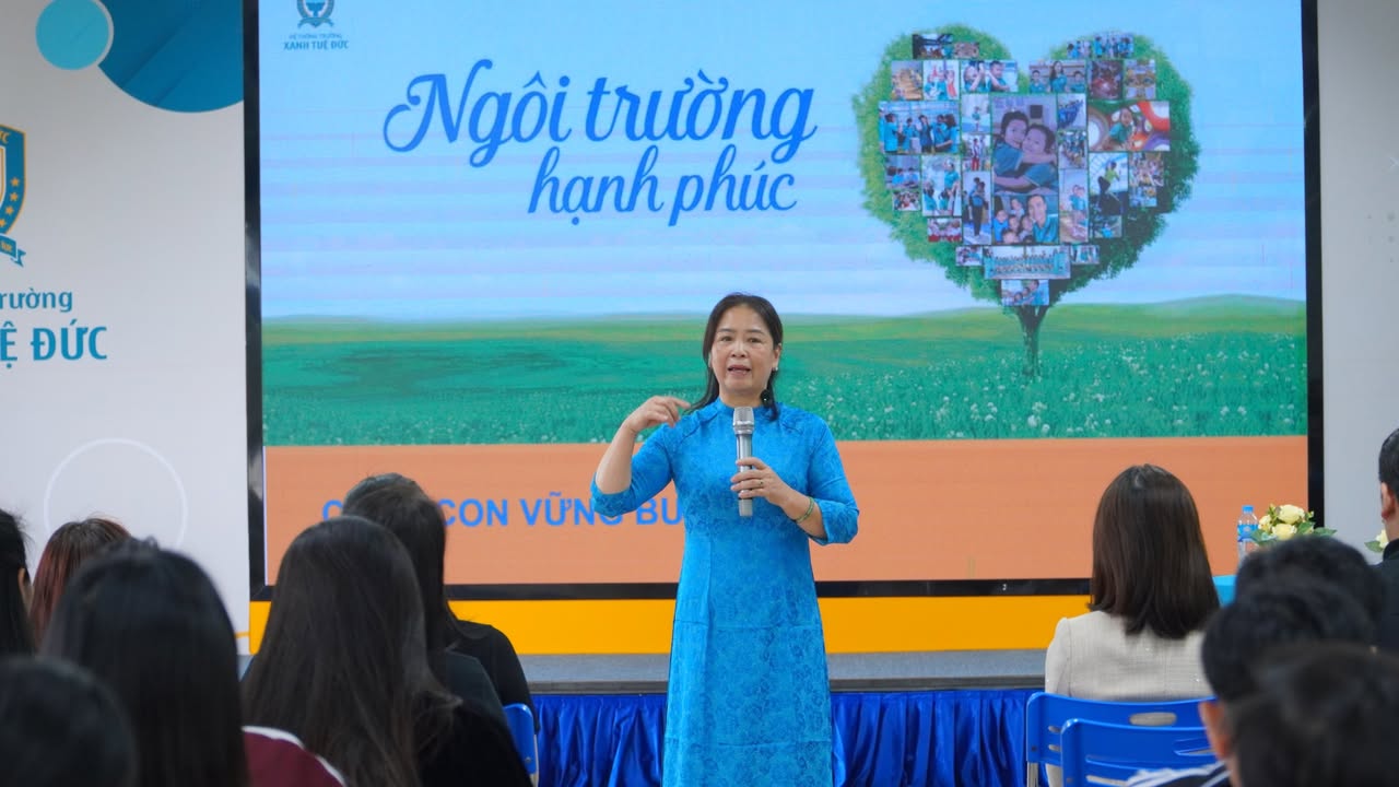 🟦 HỌP PHỤ HUYNH KHỐI 5 - TỰ TIN ĐỒNG HÀNH CÙNG CON BƯỚC QUA NGƯỠNG CỬA TIỂU HỌC 🟦
