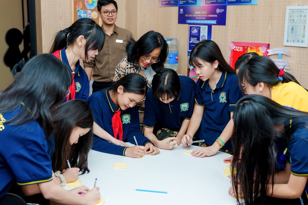🌏 HỌC SINH XANH TUỆ ĐỨC GIAO LƯU VỚI HỌC SINH VINSCHOOL VỀ SỨC KHỎE TÂM LÝ HỌC ĐƯỜNG (WELLBEING)