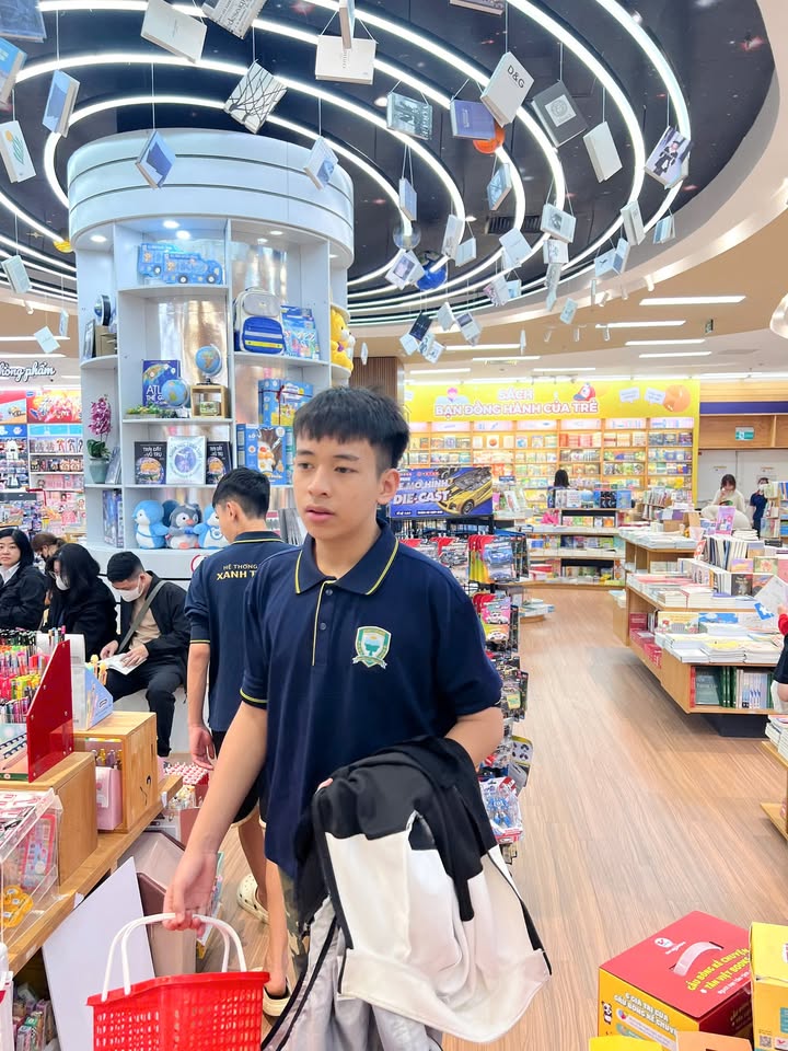 🌟 NIỀM VUI VỚI HOẠT ĐỘNG ĐI NHÀ SÁCH VÀ VĂN HÓA ĐỌC CỦA HỌC SINH NỘI TRÚ XANH TUỆ ĐỨC
