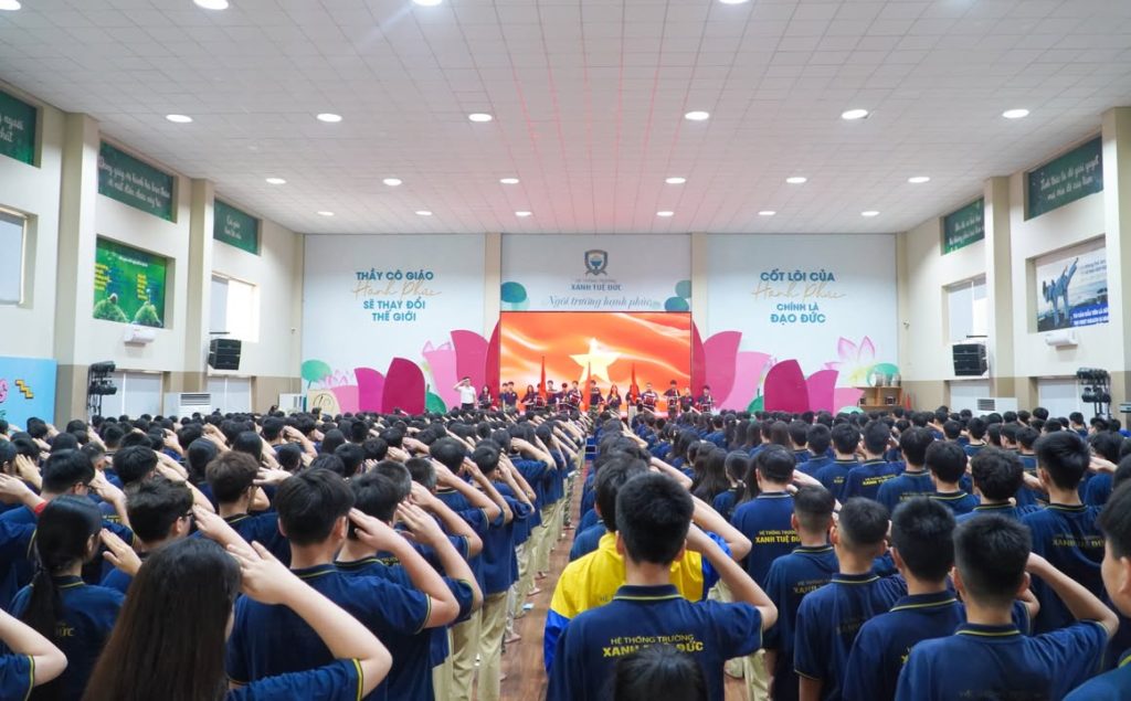 🍀🍀 BUỔI CHIA SẺ CỦA THẦY PHẠM TUẤN ĐẠT DÀNH CHO HỌC SINH KHỐI THCS VỀ CHỦ ĐỀ: “KỸ NĂNG LÀM VIỆC NHÓM VÀ LÀM THẾ NÀO ĐỂ KHÔNG BỊ CÔ LẬP”