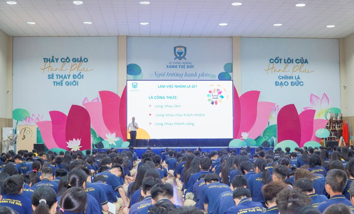 🍀🍀 BUỔI CHIA SẺ CỦA THẦY PHẠM TUẤN ĐẠT DÀNH CHO HỌC SINH KHỐI THCS VỀ CHỦ ĐỀ: “KỸ NĂNG LÀM VIỆC NHÓM VÀ LÀM THẾ NÀO ĐỂ KHÔNG BỊ CÔ LẬP”