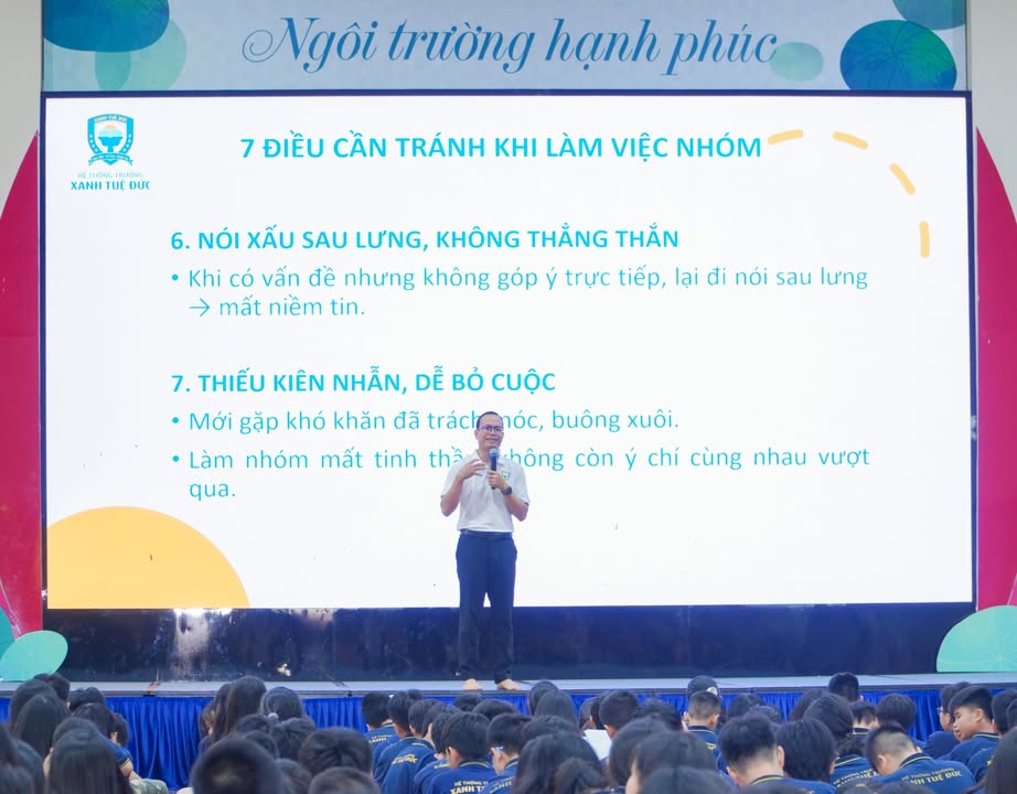 🍀🍀 BUỔI CHIA SẺ CỦA THẦY PHẠM TUẤN ĐẠT DÀNH CHO HỌC SINH KHỐI THCS VỀ CHỦ ĐỀ: “KỸ NĂNG LÀM VIỆC NHÓM VÀ LÀM THẾ NÀO ĐỂ KHÔNG BỊ CÔ LẬP”