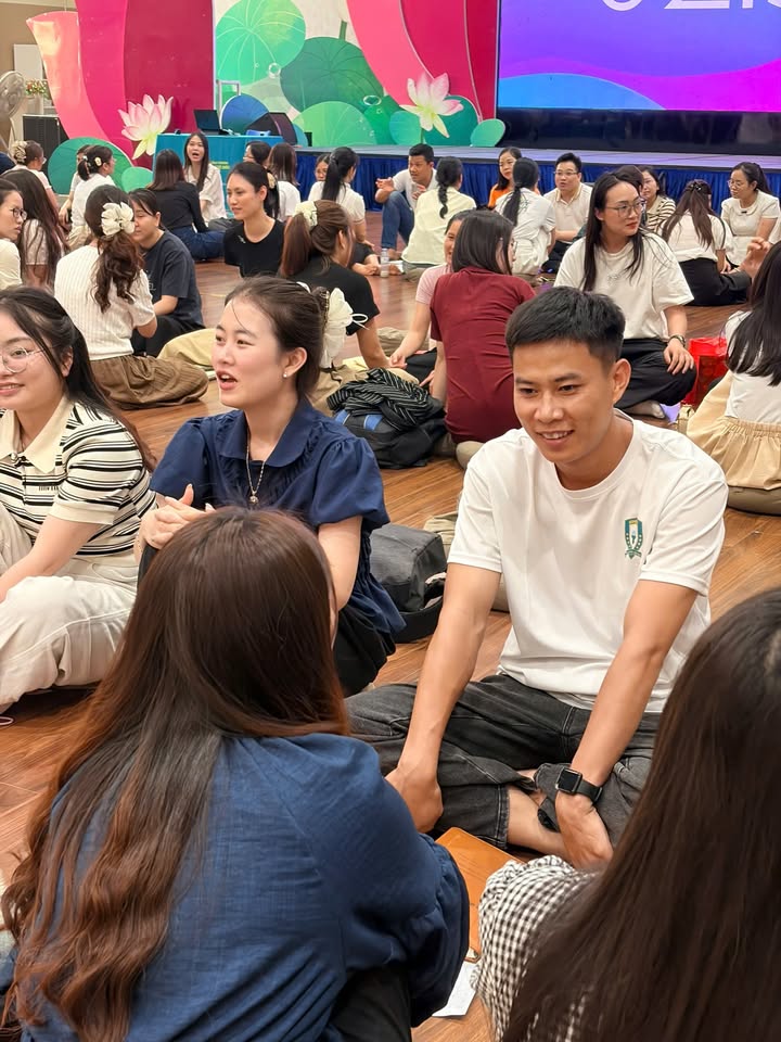 LẮNG NGHE ĐỂ ĐỒNG HÀNH, GIAO TIẾP ĐỂ KẾT NỐI 💚🩷💛
