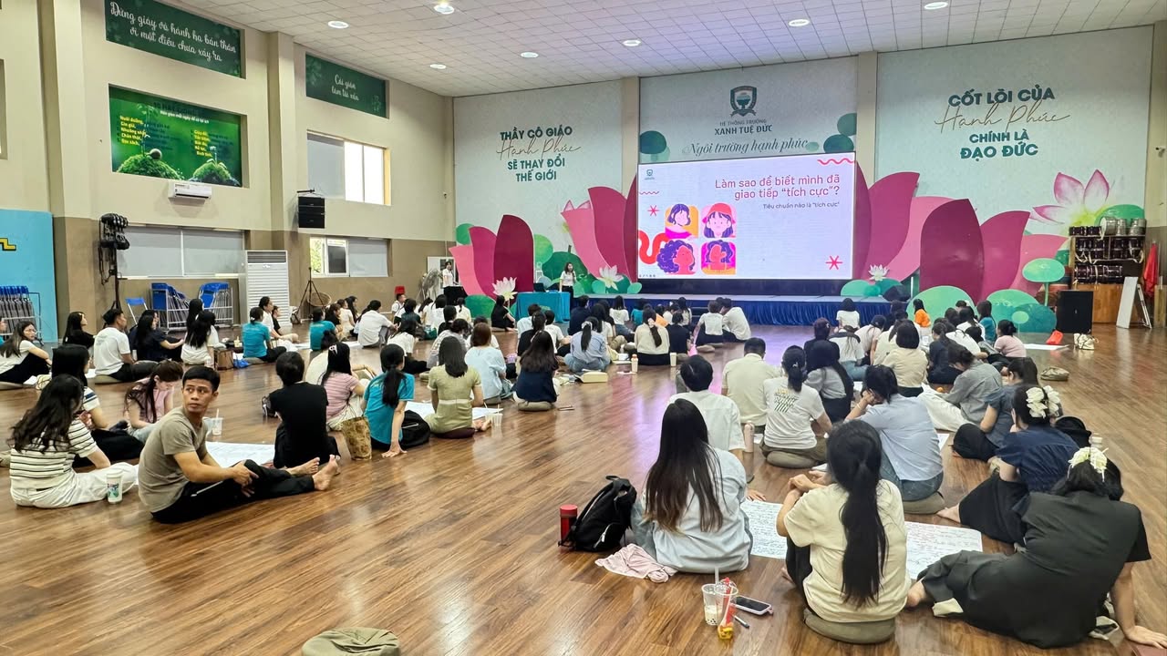LẮNG NGHE ĐỂ ĐỒNG HÀNH, GIAO TIẾP ĐỂ KẾT NỐI 💚🩷💛