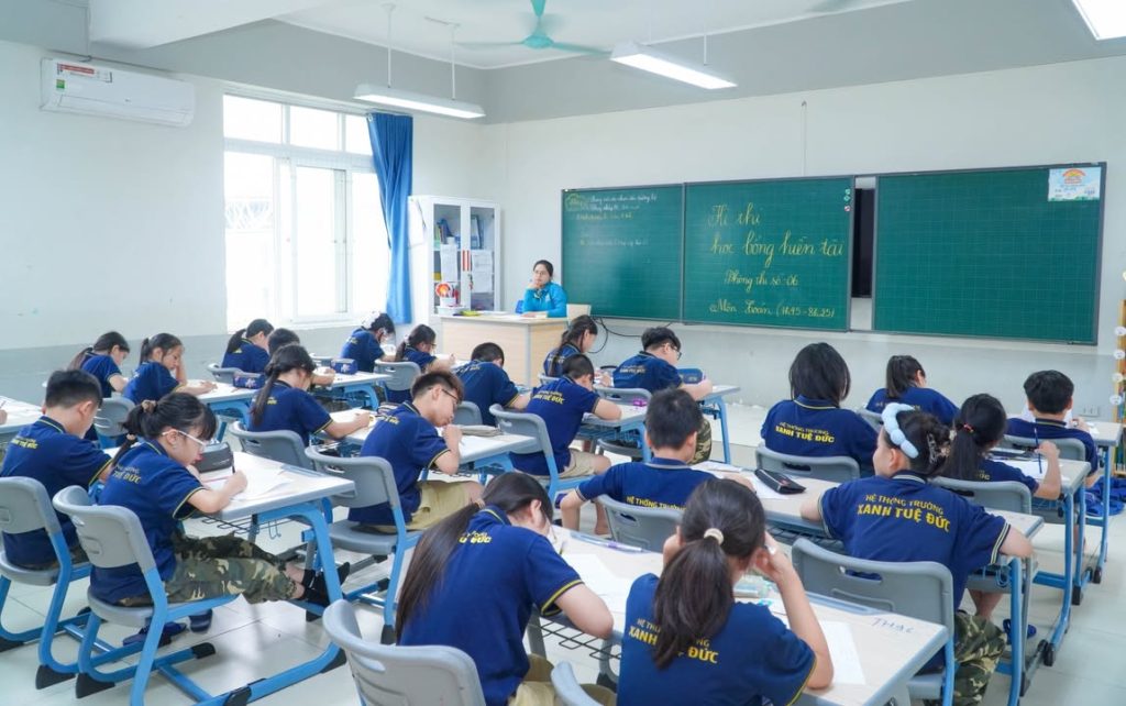 KỲ THI HỌC BỔNG HIỀN TÀI & VƯỢT KHÓ ĐỢT 2: NƠI NHỮNG NỖ LỰC ĐƯỢC GHI NHẬN VÀ CHẮP CÁNH
