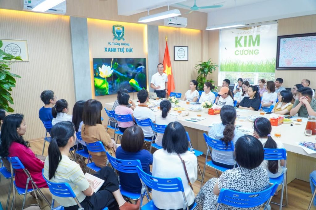 🌿 BUỔI SÁNG TRẢI NGHIỆM TRỌN VẸN– KHỞI ĐẦU HÀNH TRÌNH MỚI CÙNG CON 🌿