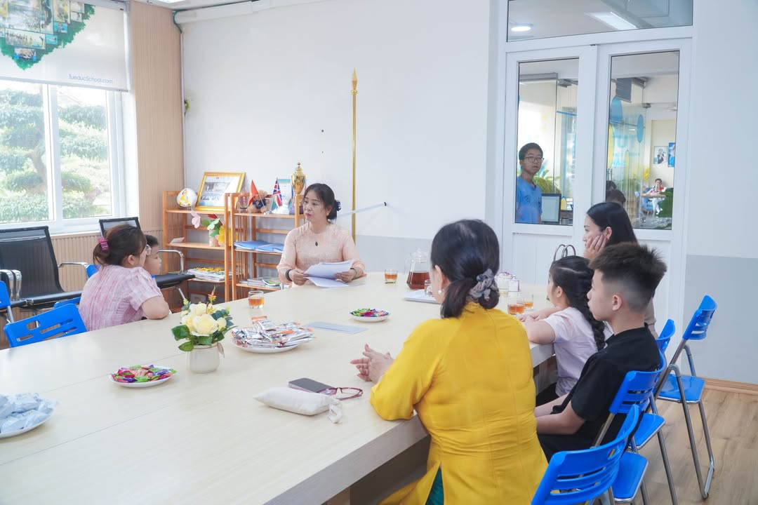 🌿 BUỔI SÁNG TRẢI NGHIỆM TRỌN VẸN– KHỞI ĐẦU HÀNH TRÌNH MỚI CÙNG CON 🌿