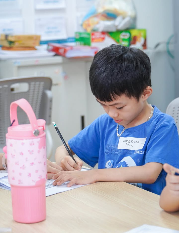 🌿 BUỔI SÁNG TRẢI NGHIỆM TRỌN VẸN– KHỞI ĐẦU HÀNH TRÌNH MỚI CÙNG CON 🌿