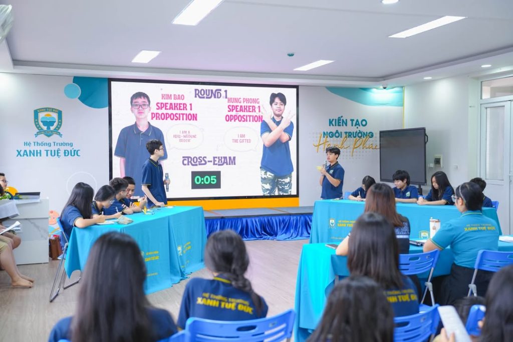 🌟 TRANH BIỆN TIẾNG ANH – HÀNH TRÌNH RÈN TƯ DUY, BẢN LĨNH VÀ SỰ TỰ TIN CHO HỌC SINH 🌟