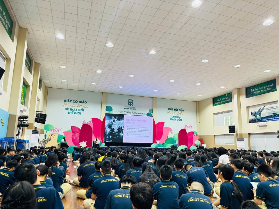 🌿 SINH HOẠT DƯỚI CỜ ĐẦU TUẦN: VINH DANH – RÈN NỀN NẾP – ĐỊNH HƯỚNG TƯƠNG LAI CHO HỌC SINH 🌿