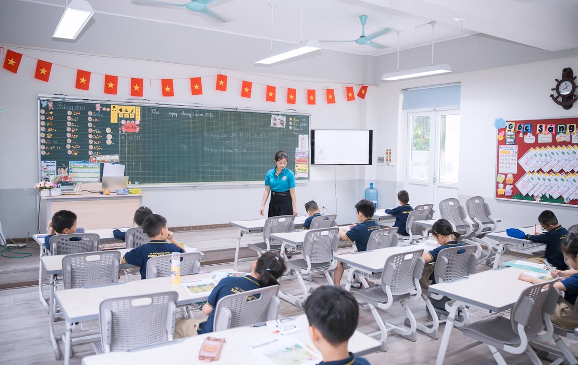 🌟 XANH TUỆ ĐỨC TỔ CHỨC KỲ THI ĐÁNH GIÁ NĂNG LỰC TIẾNG ANH CAMBRIDGE: VỮNG NỀN TẢNG, TỰ TIN HỘI NHẬP. 🌟
