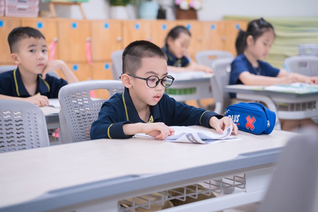 🌟 XANH TUỆ ĐỨC TỔ CHỨC KỲ THI ĐÁNH GIÁ NĂNG LỰC TIẾNG ANH CAMBRIDGE: VỮNG NỀN TẢNG, TỰ TIN HỘI NHẬP. 🌟