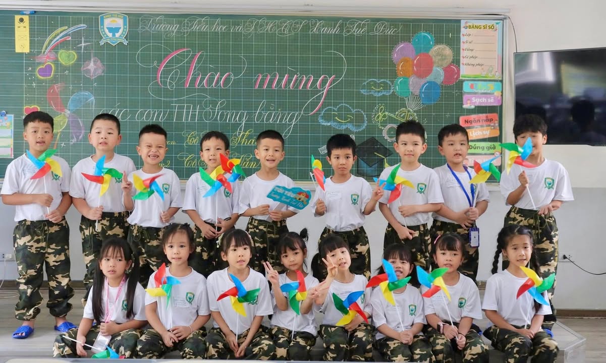 TUYỂN SINH KHÓA TIỀN TIỂU HỌC HỆ SONG BẰNG VIỆT MỸ