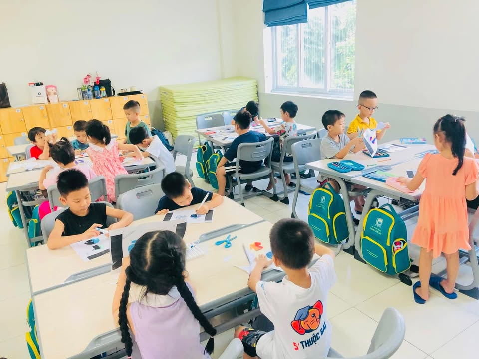 TUYỂN SINH KHÓA TIỀN TIỂU HỌC HỆ SONG BẰNG VIỆT MỸ