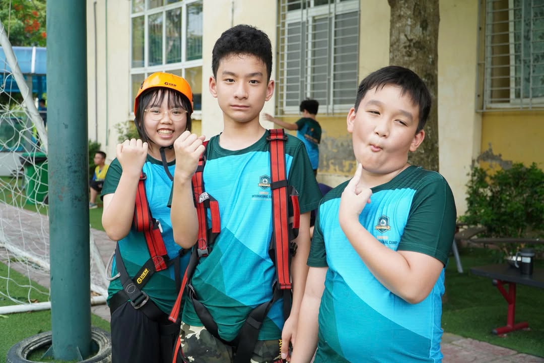 NHỮNG KHOẢNH KHẮC CƯỜI HAHA CỦA CÁC CON TẠI TRẠI HÈ NỘI TRÚ QUỐC TẾ A3