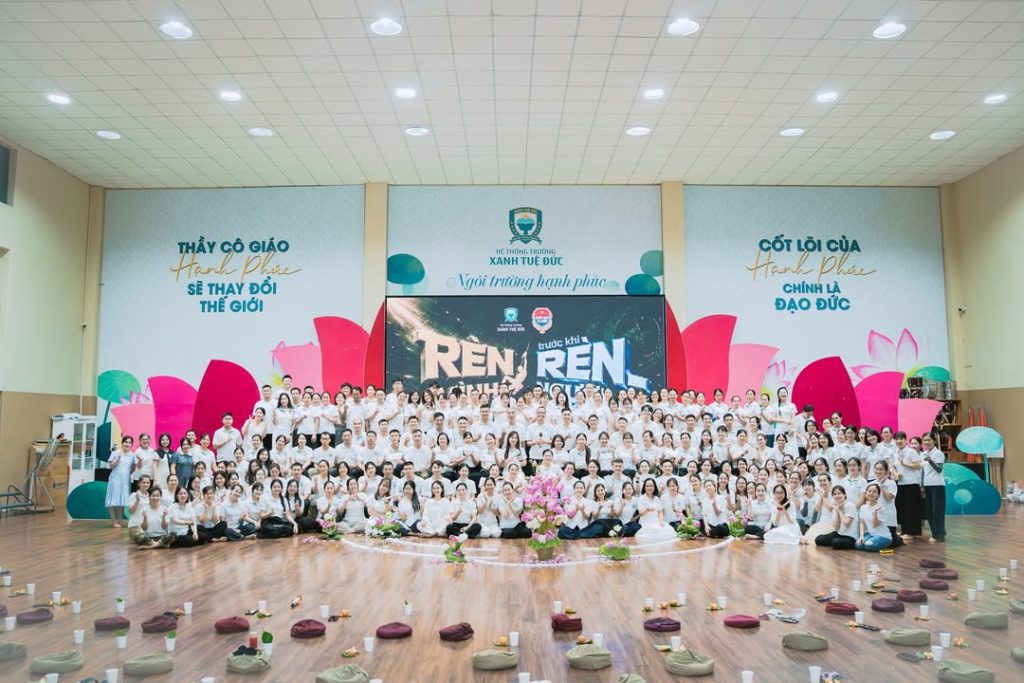 🌟 🌟 KHI HỌC TRÒ NGHỈ HÈ, THẦY CÔ XANH TUỆ ĐỨC SẴN SÀNG MÙA RÈN LUYỆN!