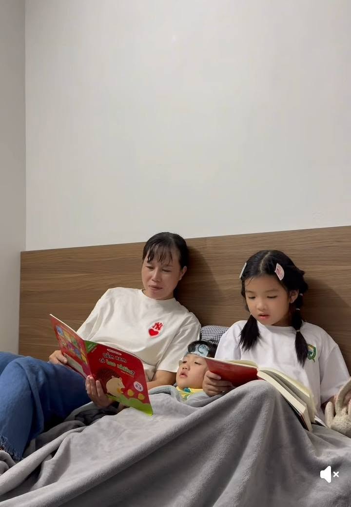 📙 TRẠM 1 KHÉP LẠI: 20 GIA ĐÌNH – 41 CUỐN SÁCH – NHỮNG KẾT NỐI BẮT ĐẦU TỪ TRI THỨC 📙