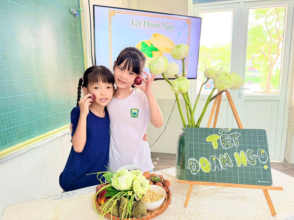 🌿 TẾT ĐOAN NGỌ – KHI VĂN HÓA TRUYỀN THỐNG ĐƯỢC ĐÁNH THỨC BẰNG TRẢI NGHIỆM 🌿
