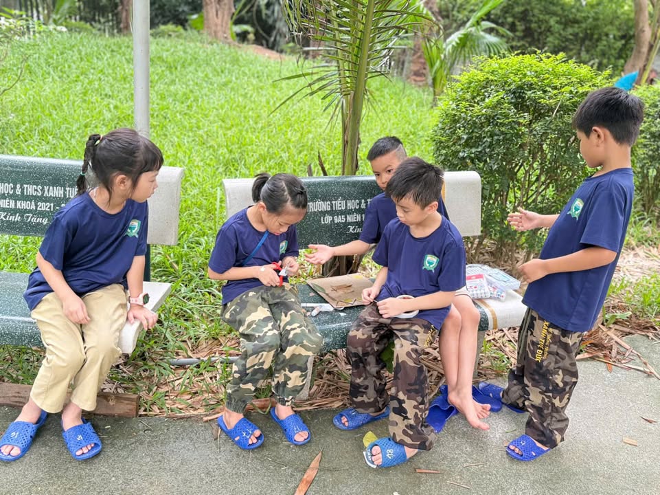 🌿 LỚP HỌC KHÔNG TƯỜNG – NƠI TOÁN HỌC NỞ HOA GIỮA THIÊN NHIÊN