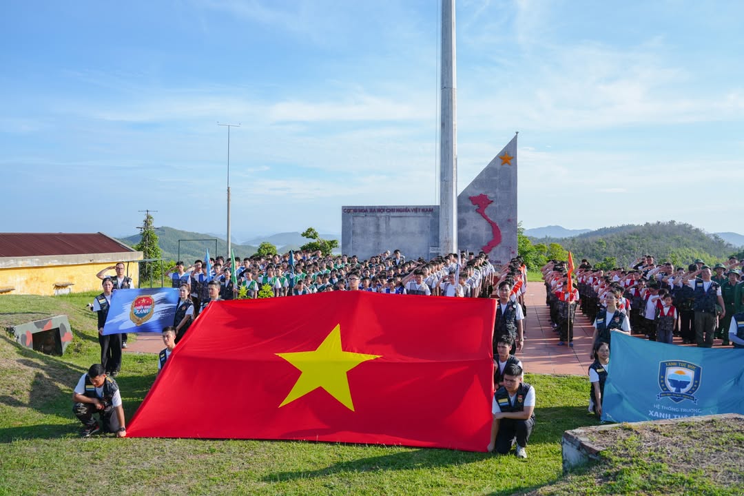 🌊 🌅 ĐẢO NGỌC VỪNG – NƠI HỌC SINH KHÓA HÈ NỘI TRÚ HỌC CÁCH LỚN LÊN TỪ BIỂN, TỪ GIÓ VÀ TỪ NHỮNG THỬ THÁCH THẬT