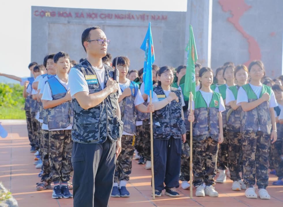 🌊 🌅 ĐẢO NGỌC VỪNG – NƠI HỌC SINH KHÓA HÈ NỘI TRÚ HỌC CÁCH LỚN LÊN TỪ BIỂN, TỪ GIÓ VÀ TỪ NHỮNG THỬ THÁCH THẬT