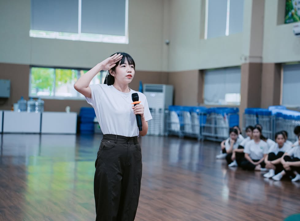 🌿 RÈN MÌNH TRƯỚC KHI RÈN NGƯỜI – MỖI BƯỚC CHÂN ĐỀU LÀ MỘT BÀI HỌC GIÁO DỤC