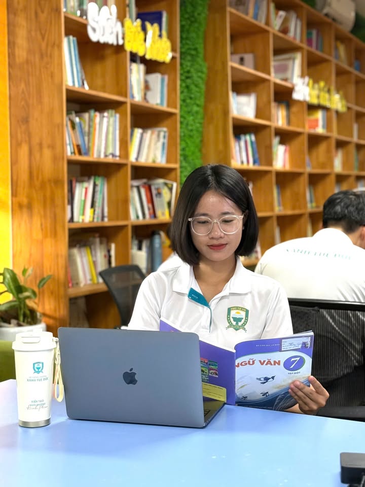 🌱 THẦY CÔ KHÔNG NGỪNG HỌC ĐỂ DẪN ĐƯỜNG CHO SỰ TRƯỞNG THÀNH CỦA HỌC SINH