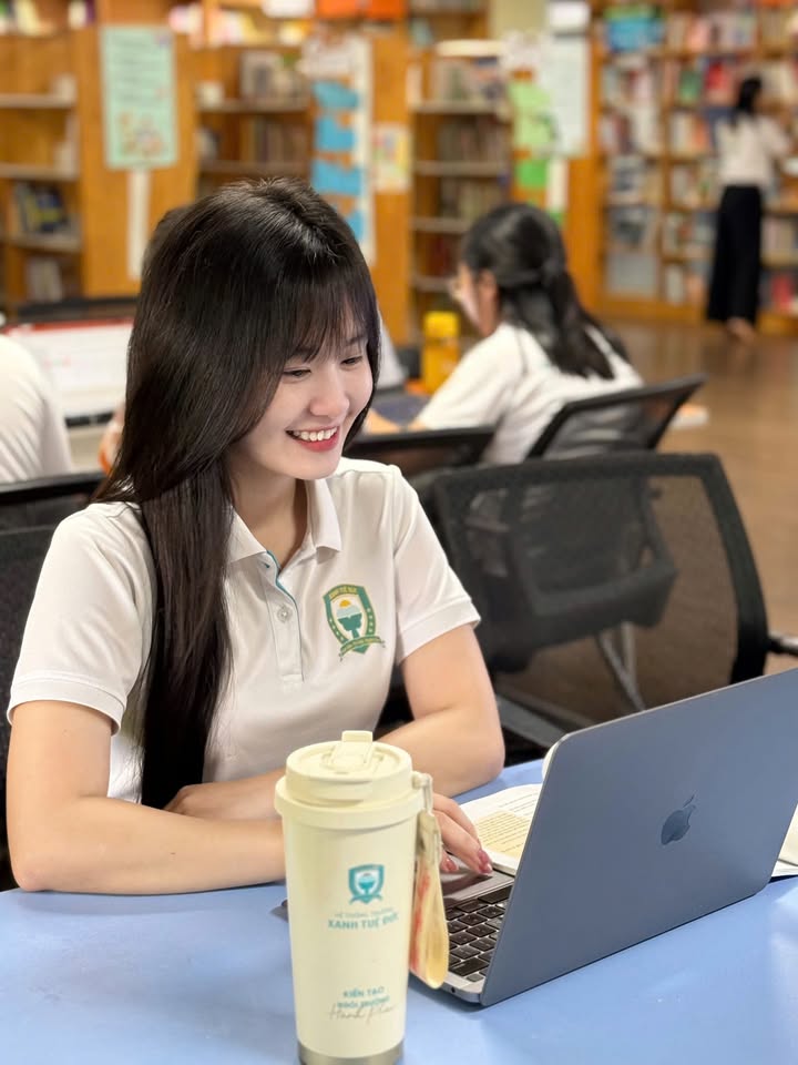 🌱 THẦY CÔ KHÔNG NGỪNG HỌC ĐỂ DẪN ĐƯỜNG CHO SỰ TRƯỞNG THÀNH CỦA HỌC SINH