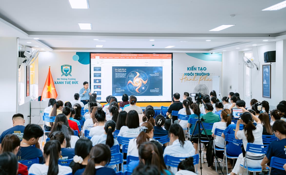 🧠 GIÁO VIÊN TRƯỜNG XANH TUỆ ĐỨC THAM GIA ĐÀO TẠO CHUYÊN SÂU TÂM LÝ HỌC ĐƯỜNG – HIỂU ĐỂ ĐỒNG HÀNH HỌC SINH TỐT HƠN