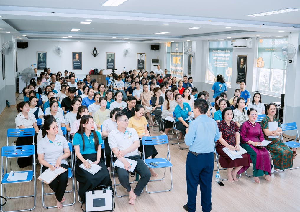 🧠 GIÁO VIÊN TRƯỜNG XANH TUỆ ĐỨC THAM GIA ĐÀO TẠO CHUYÊN SÂU TÂM LÝ HỌC ĐƯỜNG – HIỂU ĐỂ ĐỒNG HÀNH HỌC SINH TỐT HƠN