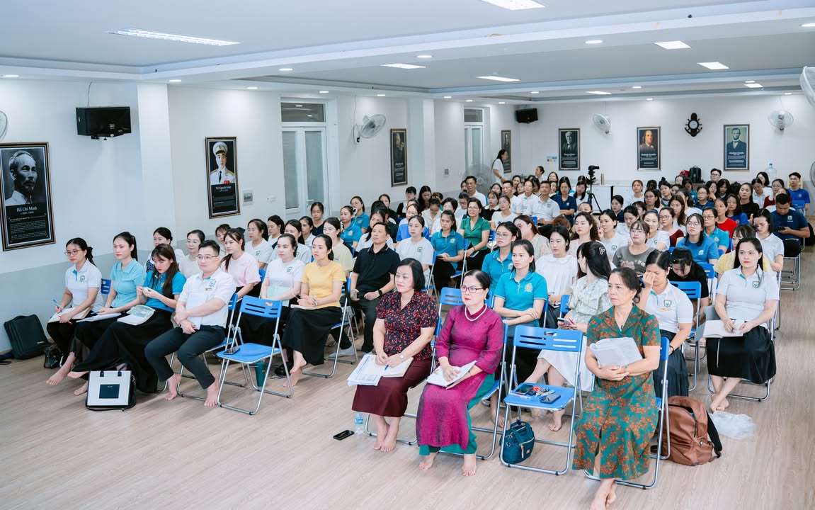 🧠 GIÁO VIÊN TRƯỜNG XANH TUỆ ĐỨC THAM GIA ĐÀO TẠO CHUYÊN SÂU TÂM LÝ HỌC ĐƯỜNG – HIỂU ĐỂ ĐỒNG HÀNH HỌC SINH TỐT HƠN