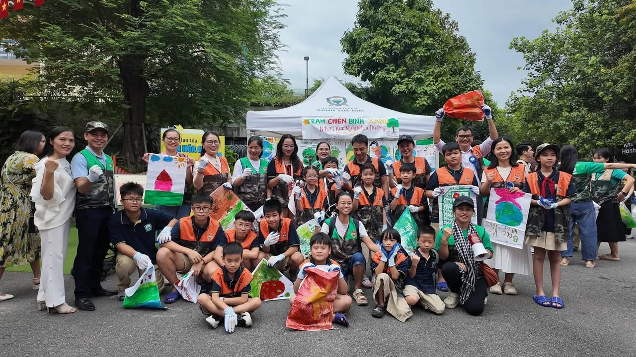 🌱 CHIẾN BINH XANH – NHẶT RÁC NGÀY KHAI GIẢNG! 🌏💚